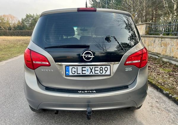 Opel Meriva cena 25900 przebieg: 160812, rok produkcji 2011 z Lębork małe 232